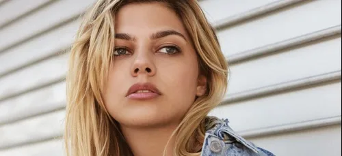 Louane : pour la première fois, elle sort du silence et répond aux...