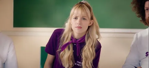 Angèle dévoile la sortie de "Brol la suite" avec sept morceaux...