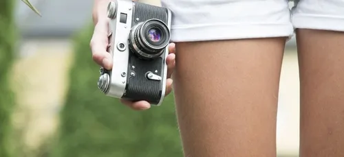 Elle arbore une silhouette d’adolescente à 70 ans, les internautes...