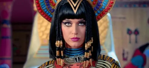 Katy Perry et Orlando Bloom reportent leur mariage, les raisons...