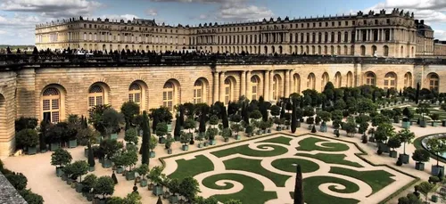 « Le Bac avec Versailles » : la page pour réviser l’Histoire à la...