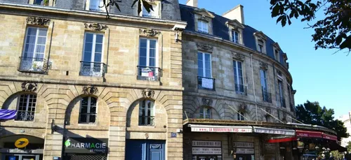 A Bordeaux, la place Gambetta sous l'oeil des photographes amateurs