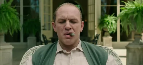 « Capone » : Tom Hardy en gangster méconnaissable dans les...