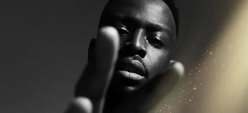 Dadju annonce deux énormes concerts au Parc des Princes (vidéo)