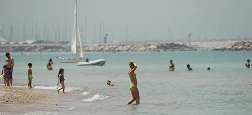 Canicule : 45 départements en alerte orange, des hauts-de-France au...