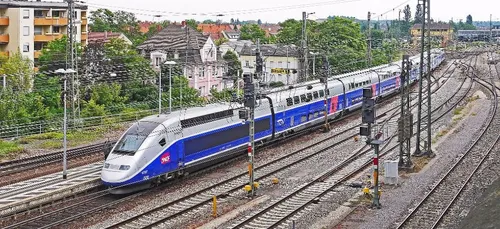 Un conducteur de TGV oublie de s’arrêter en gare de Nîmes !