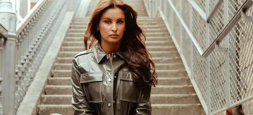 Malika Ménard confie avoir été agressée sexuellement à l’âge de 5 ans