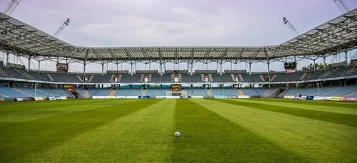 Retransmission TV : la Ligue de football professionnel met en...