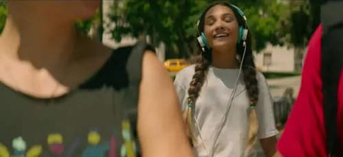 "Music" : la bande-annonce du film de Sia enfin dévoilée (vidéo)