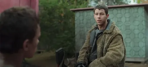 Nick Jonas au côté de Tom Holland dans la bande-annonce du film...