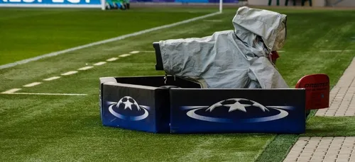 Droits TV : le foot français joue sa survie aujourd'hui dans un...