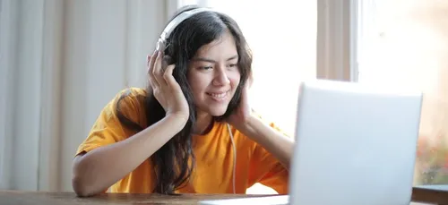 Une plateforme va proposer de regarder des concerts en streaming, à...