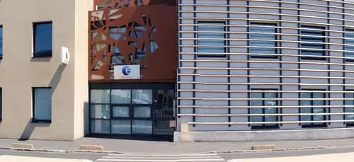 Emploi : baisse "en trompe-l'-il" du taux de chômage