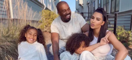 Kim Kardashian demande officiellement le divorce avec Kanye West