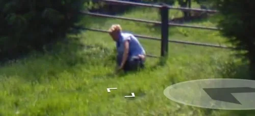 Google Maps : un homme surpris en train de faire ses besoins dans...