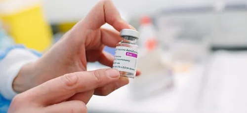 Covax : la France compte donner près de 100 000 doses d'AstraZeneca...
