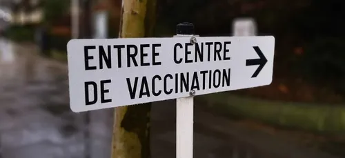 Vaccination pour tous : top départ, mais il va falloir s'armer de...
