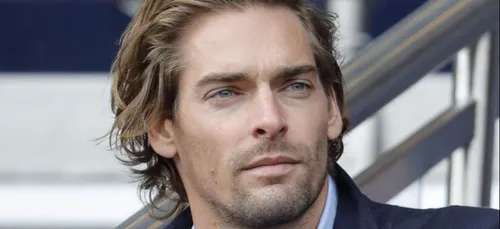 Camille Lacourt pose entièrement nu sur Instagram !