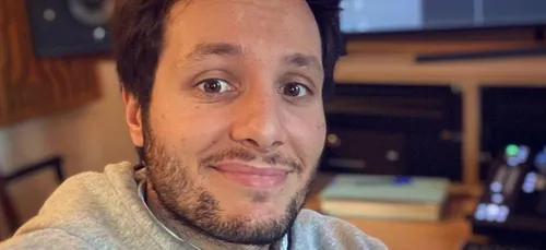 Vianney officialise la grossesse de sa compagne avec des clichés de...