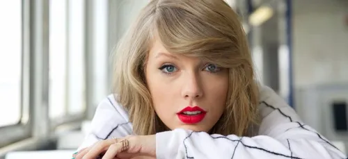 Taylor Swift chantera avec son ex-boyfriend au défilé Victoria's...