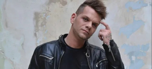 Keen'V devient baby-sitter pour une nouvelle émission de la TNT !