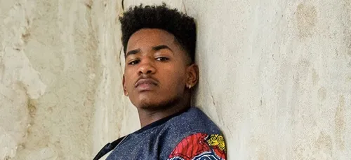 Lisandro : cherche l'amour et décrit sa petite-copine idéale