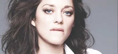 Marion Cotillard : son look punk aux Révélations des Jeunes Césars...