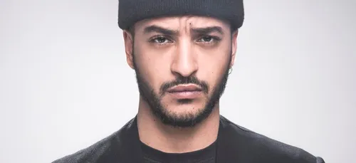 Slimane se rase la tête et surprend tous ses fans !