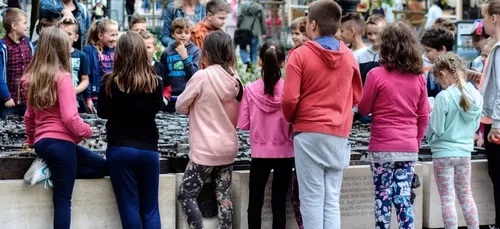 Toussaint : les vacances sont-elles trop longues ?