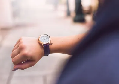 Au bout de combien de temps est-on vraiment en retard ?