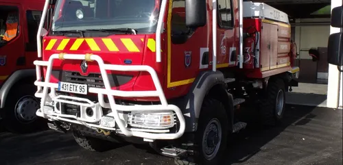 Bassens : dix voitures incendiées cette nuit