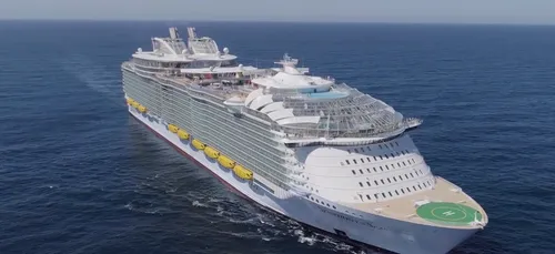 Symphony of the Seas : visitez le plus grand paquebot au monde...