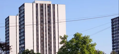 Pessac : incendie dans une tour de 18 étages, 60 personnes évacuées