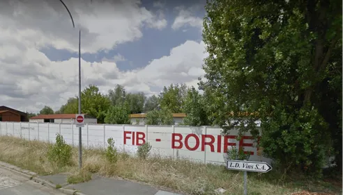 Bordeaux : un incendie sur un ancien site industriel