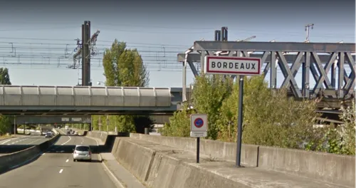 Gironde : de faux panneaux anti-djihadistes retirés