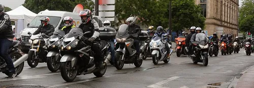 Bordeaux : mille motards mobilisés contre la limitation à 80 km/h
