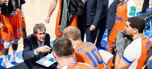 Dordogne : les supporters de basket de Boulazac se préparent pour...