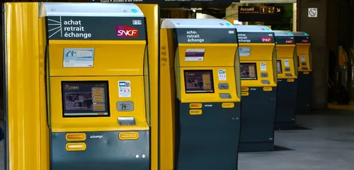 Grève SNCF : les usagers de Nouvelle-Aquitaine demandent un...