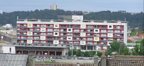 Bordeaux : un bébé chute de 2 étages