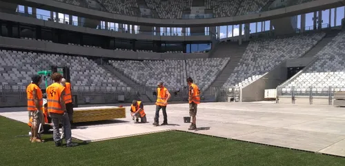 Bordeaux : la pelouse du Matmut Atlantique protégée pour la venue...