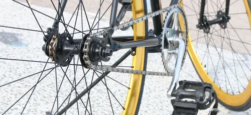 Pont Mitterrand à Bordeaux : les cyclistes demandent une nouvelle...