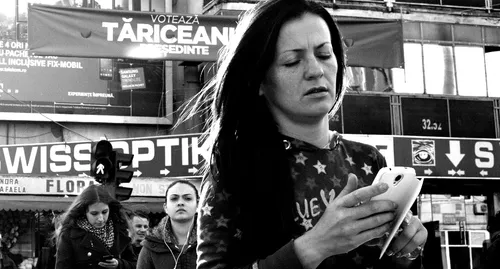 Smartphone addict : attention au danger des "Smombies" !