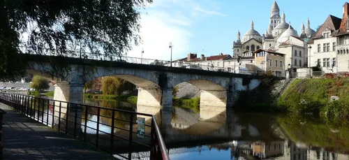 Dordogne : les commerces sont autorisés à ouvrir les dimanches en...
