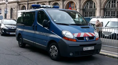 Le facteur girondin qui avait participé au calendrier des Hommes de...