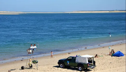 Les maîtres-nageurs sauveteurs se préparent à surveiller nos plages...