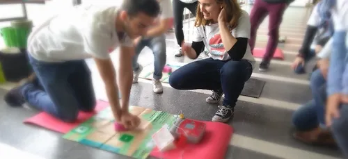 Bordeaux : 15 minutes pour apprendre le massage cardiaque