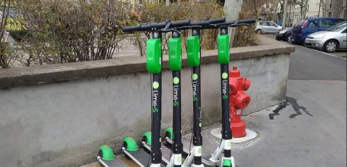 Arcachon interdit les trottinettes électriques sur ses pistes...