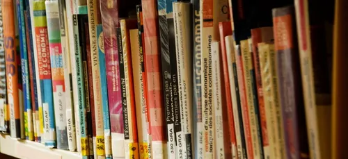 Les bibliothèques de Bordeaux vendent leurs livres à un euro