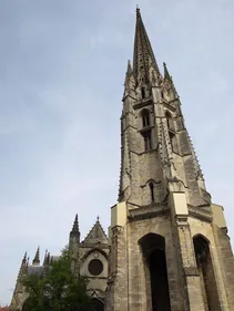 Bordeaux : les campeurs de la flèche Saint-Michel évacués à leur tour