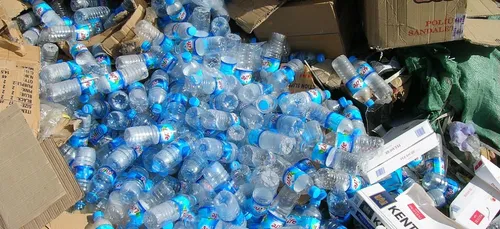 Il jette 400 kilos de déchets sur un chemin, un Girondin condamné